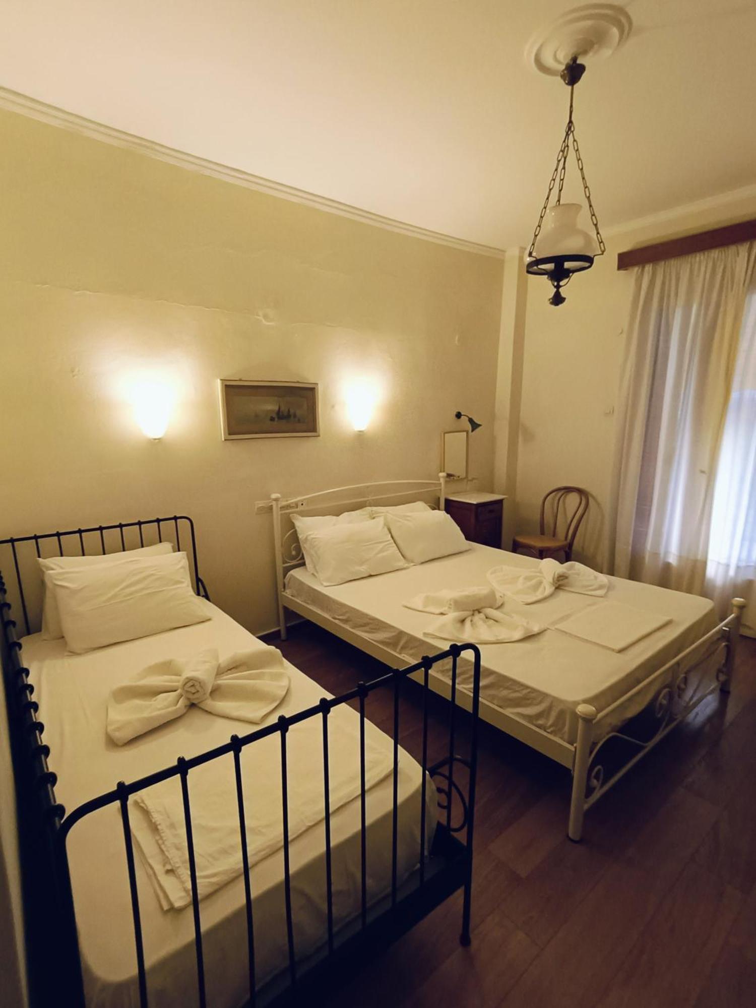 Anesis Hotel Лутра-Эдипсу Экстерьер фото
