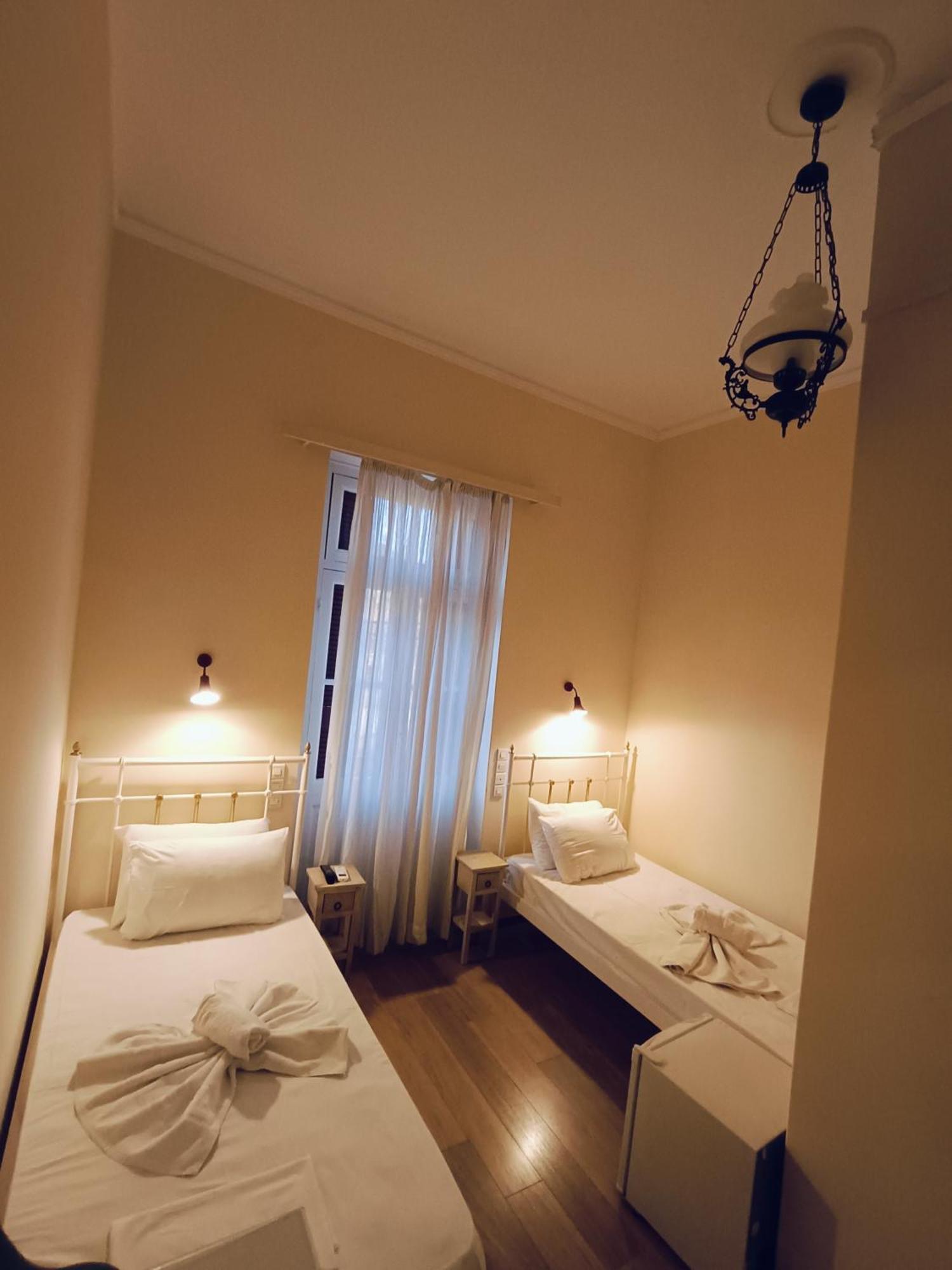 Anesis Hotel Лутра-Эдипсу Экстерьер фото