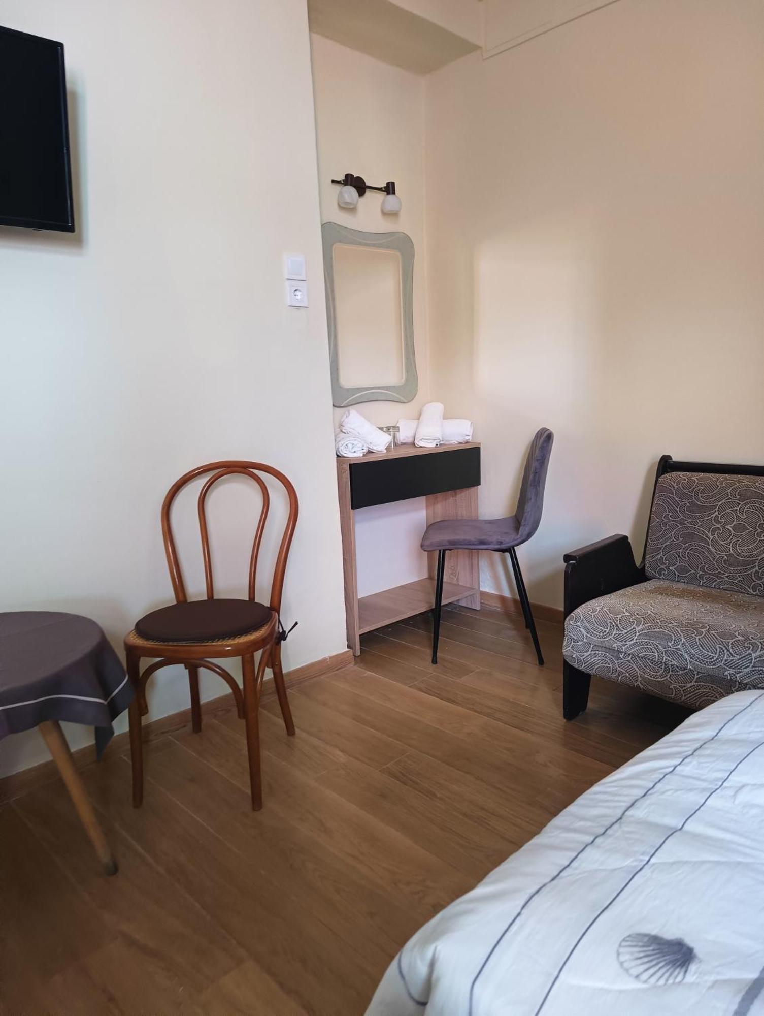 Anesis Hotel Лутра-Эдипсу Экстерьер фото