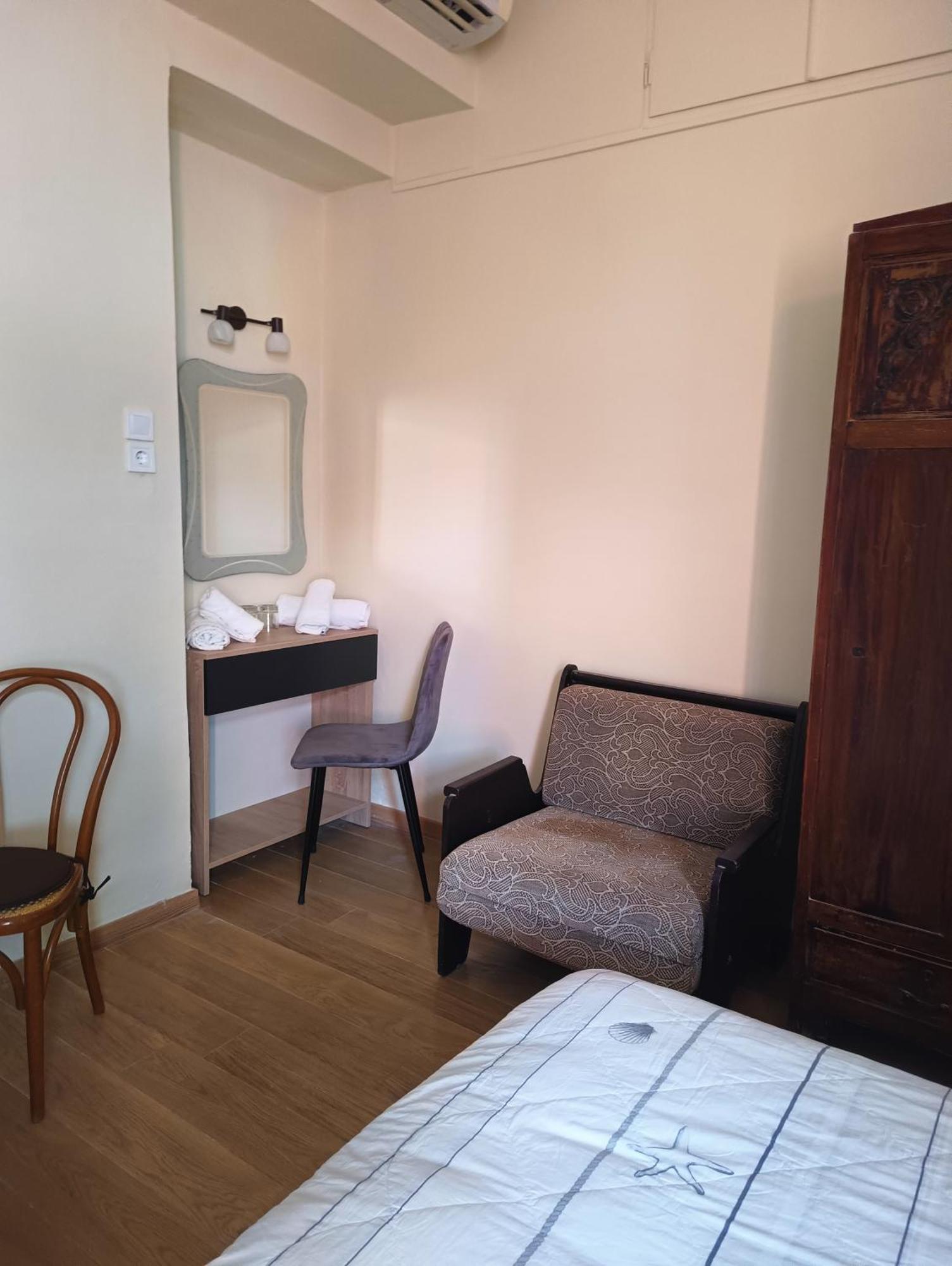 Anesis Hotel Лутра-Эдипсу Экстерьер фото