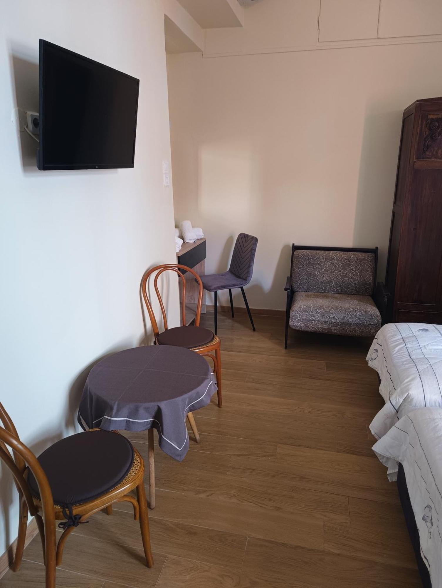 Anesis Hotel Лутра-Эдипсу Экстерьер фото