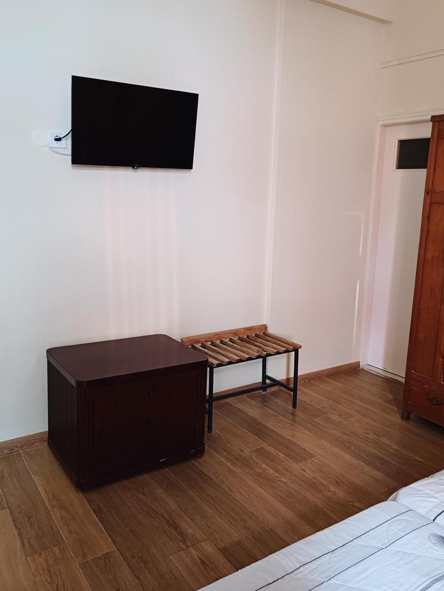 Anesis Hotel Лутра-Эдипсу Экстерьер фото