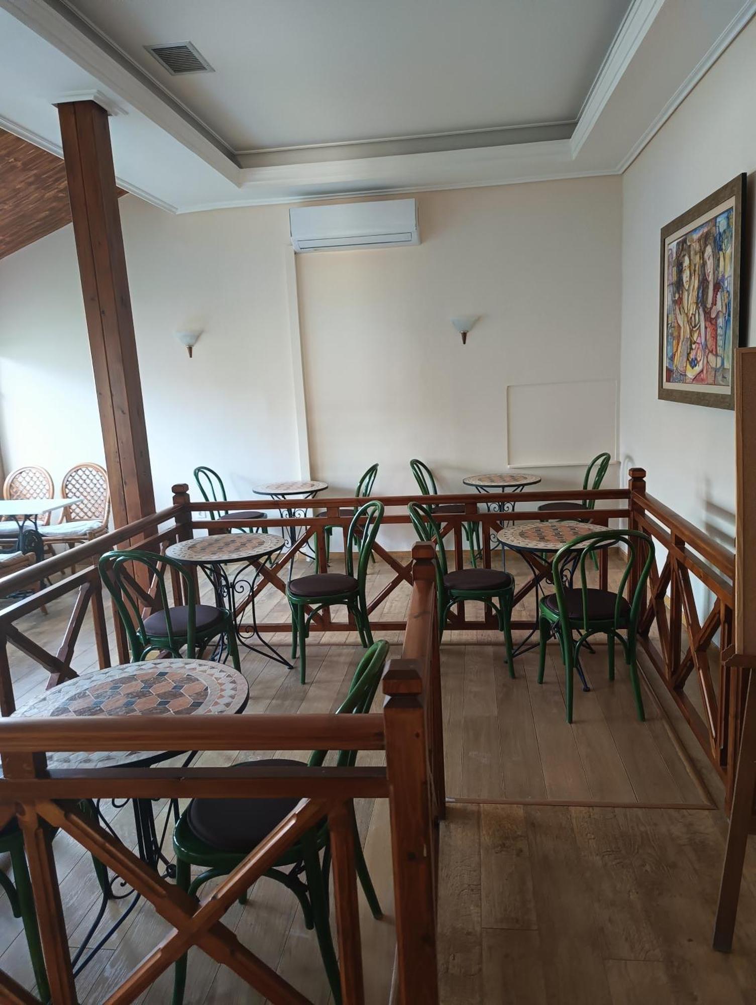 Anesis Hotel Лутра-Эдипсу Экстерьер фото